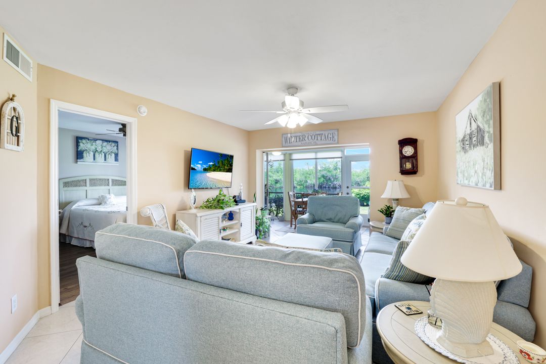 1335 Mainsail Dr #1304, Naples, FL 34114