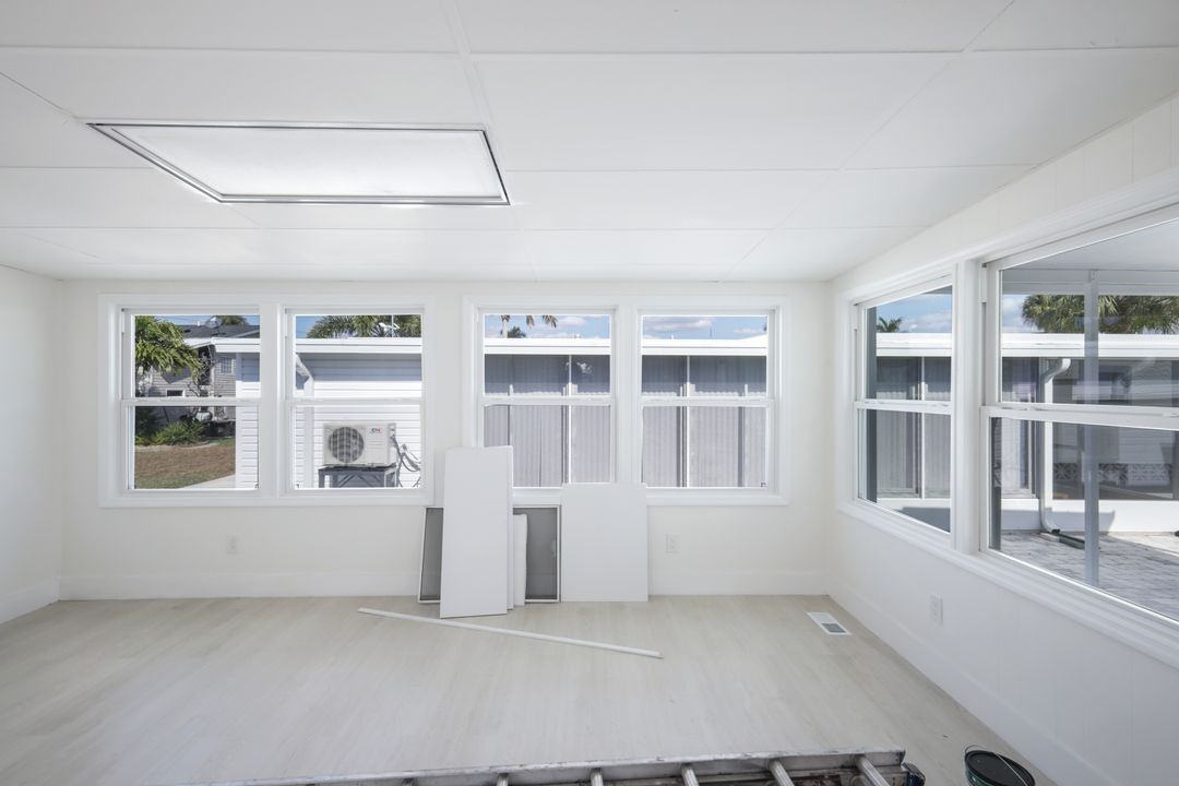 11340 Azalea Ln, Fort Myers Beach, FL 33931