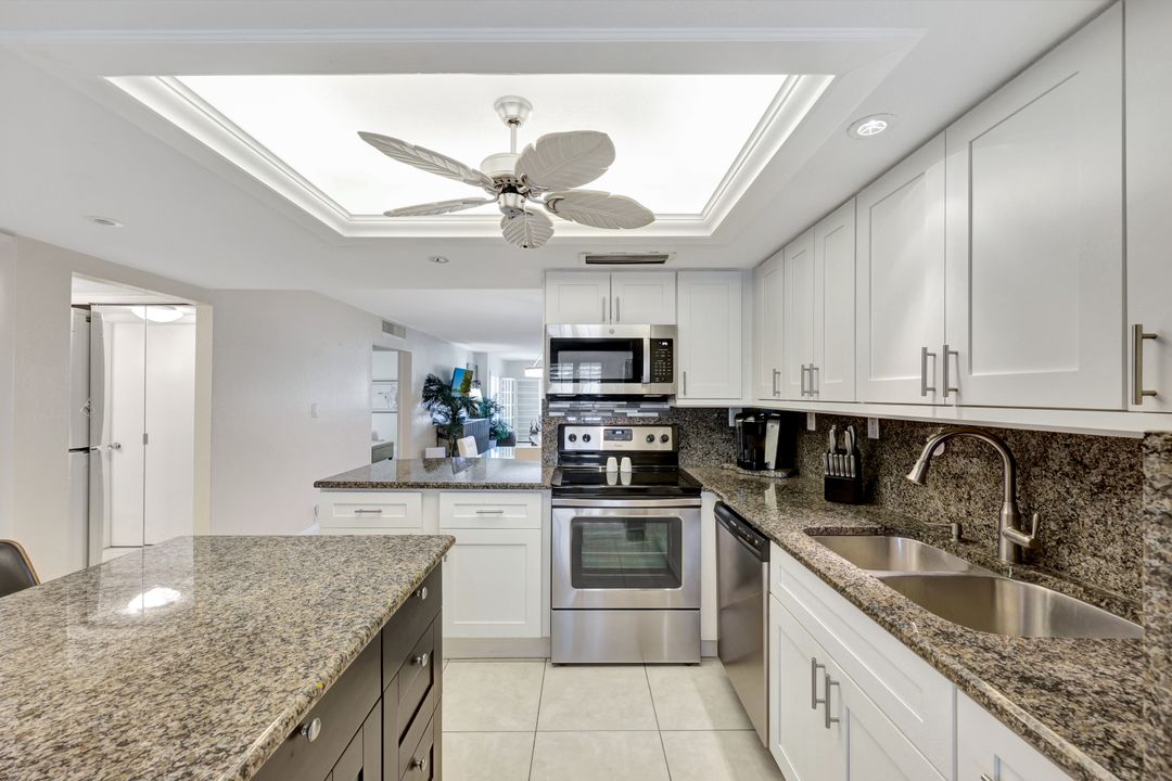 2264 Winkler Ave #204, Fort Myers, FL 33901