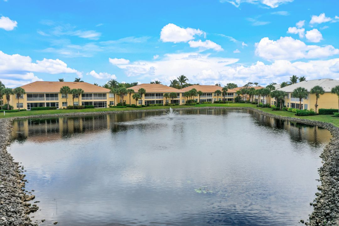1118 Sweetwater Ln #1301, Naples, FL 34110