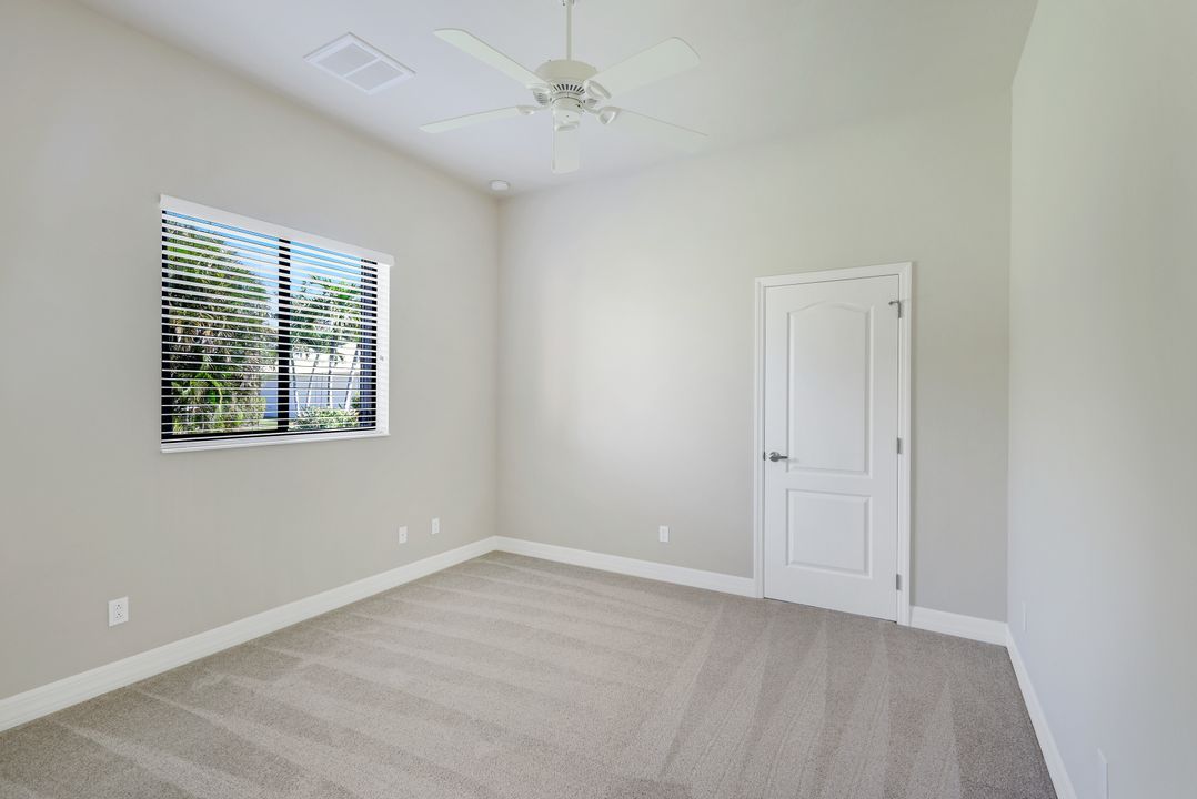 3939 SW 27th Ct, Cape Coral, FL 33914