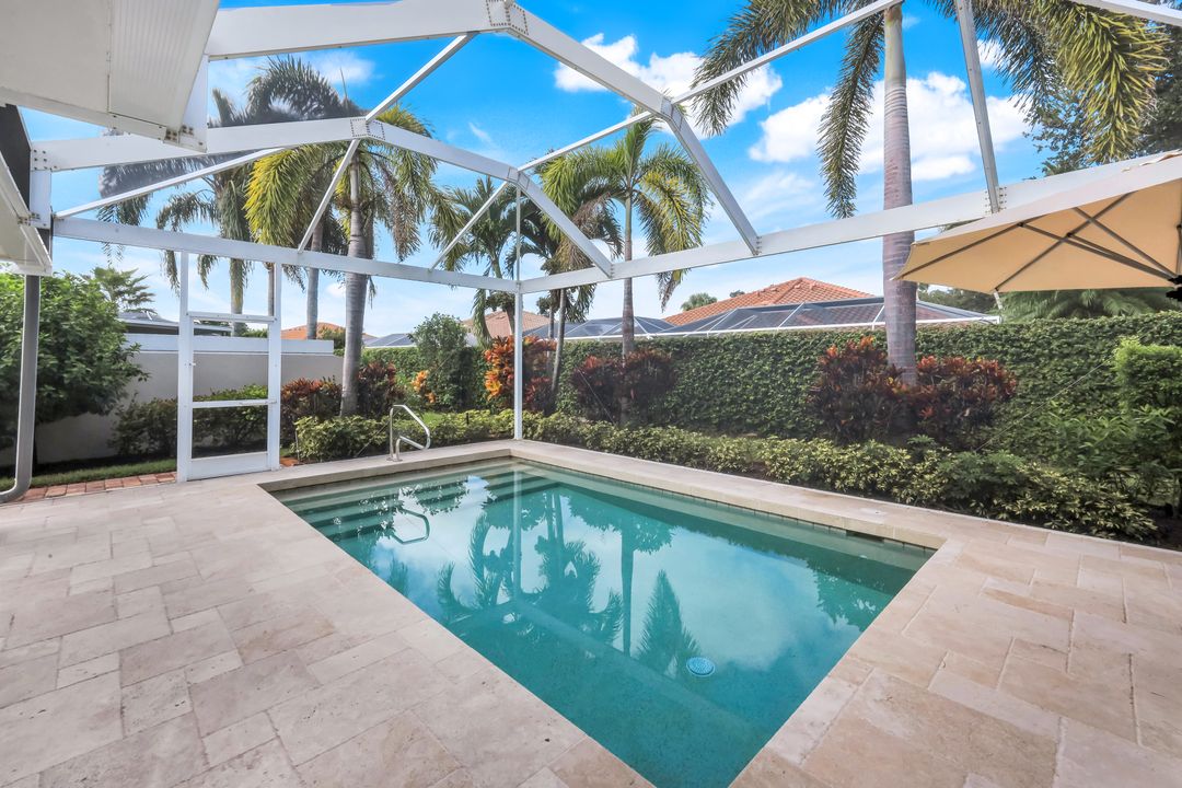 4155 St George Ln, Naples, FL 34119