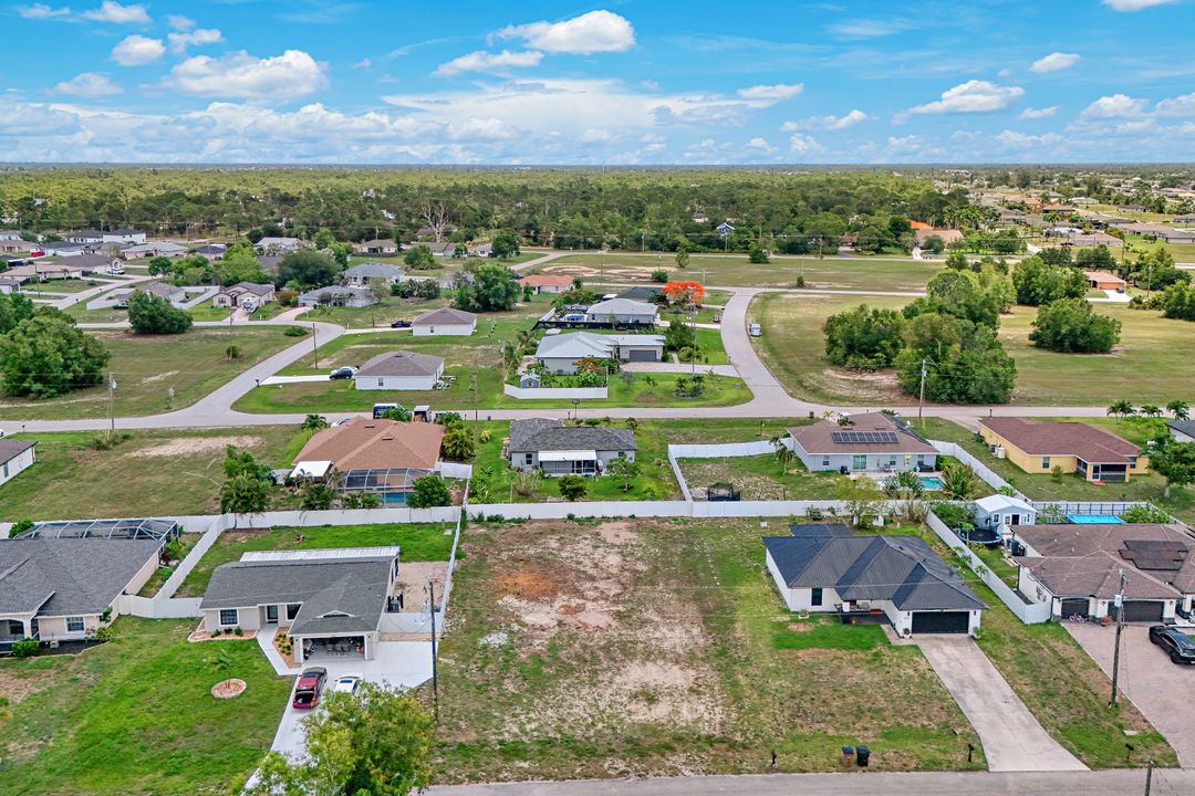 3205 NW 2nd Pl, Cape Coral, FL 33993