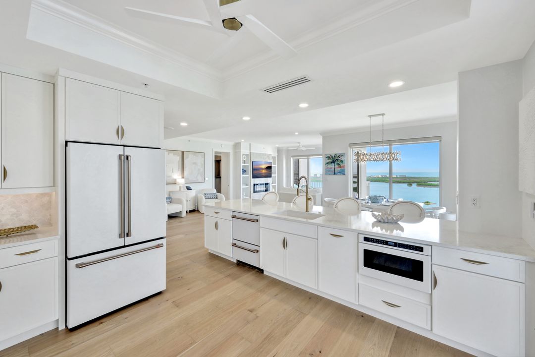 4951 Bonita Bay Blvd #2205, Bonita Springs, FL 34134