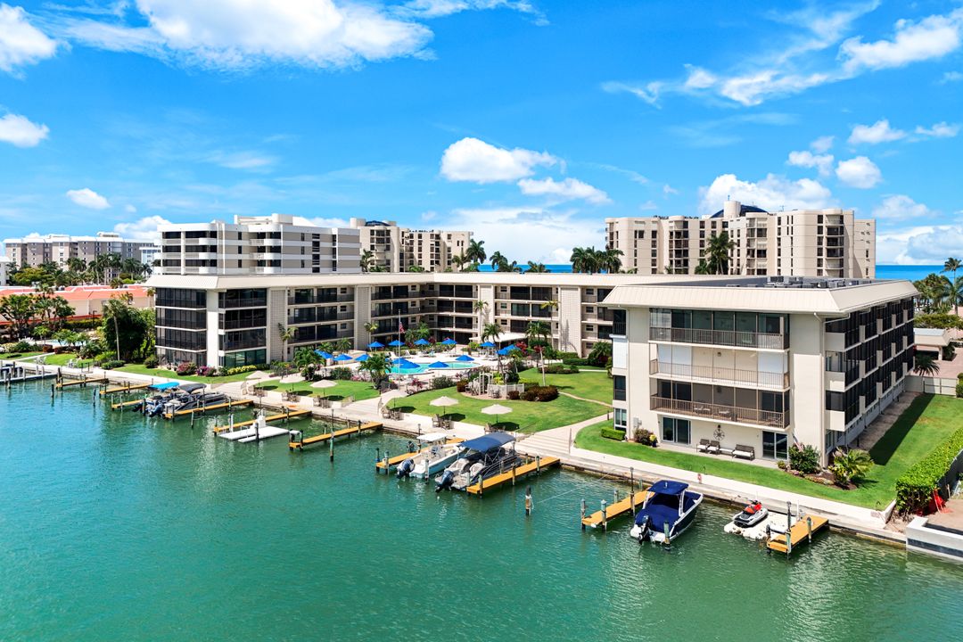 3200 Gulf Shore Blvd N #112, Naples, FL 34103