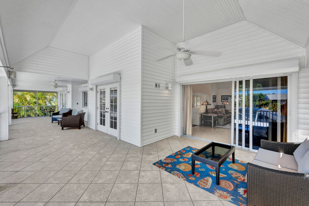 9007 Mockingbird Dr, Sanibel, FL 33957