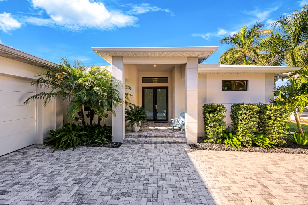 2906 SW 29th Terrace, Cape Coral, FL 33914