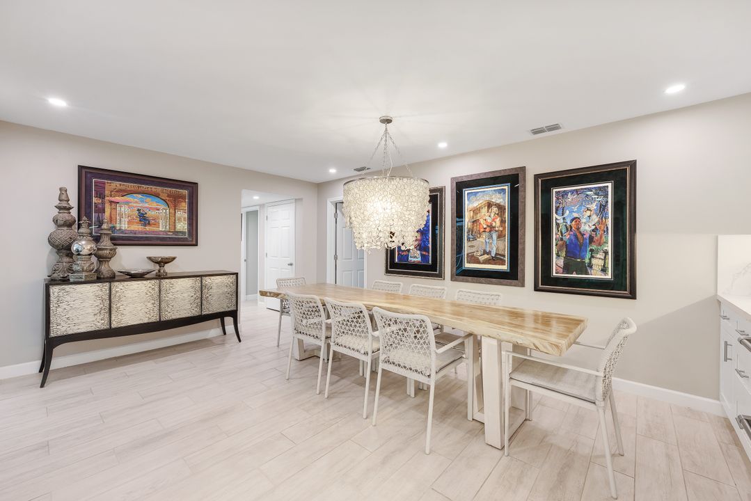 419 Pinecrest Ct, Cape Coral, FL 33904