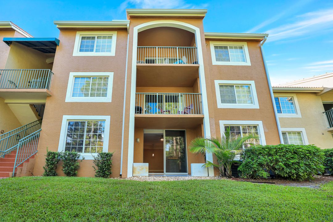 1280 Wildwood Lakes Blvd #104, Naples, FL 34104