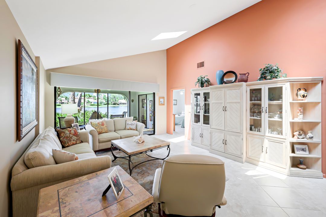 359 Bay Forest Dr  #1B, Naples, FL 34110