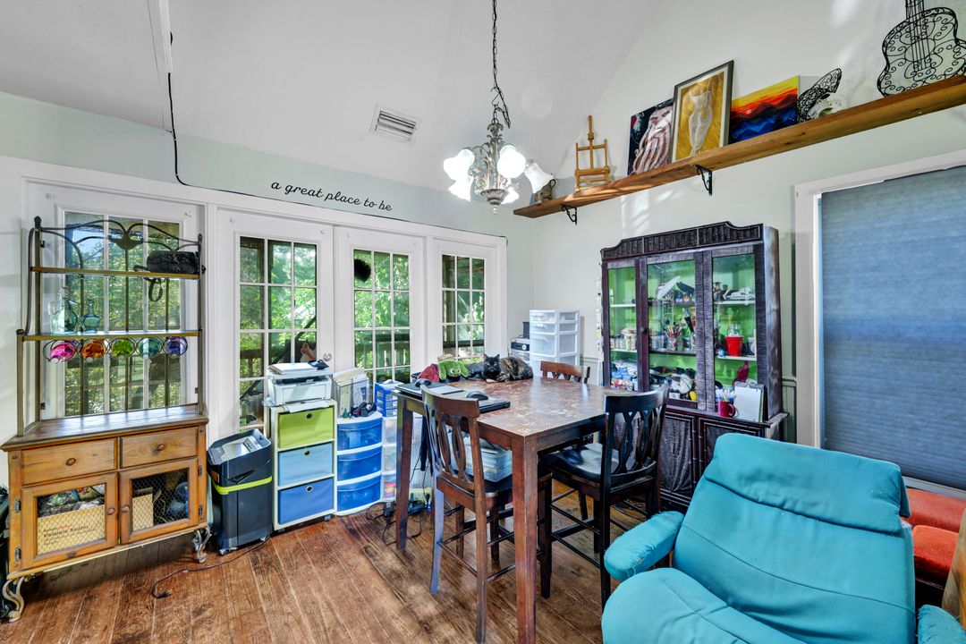 825 23rd St SW, Naples, FL 34117