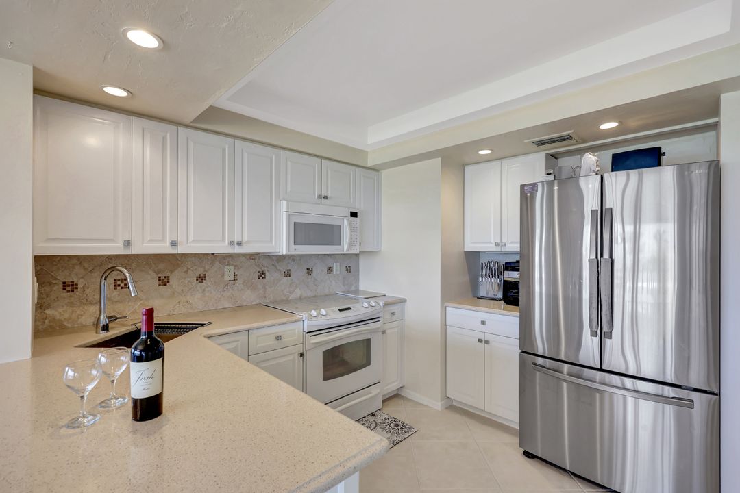1080 S Collier Blvd #305, Marco Island, FL 34145