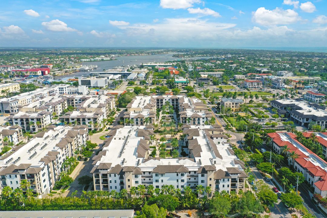 1035 3rd Ave S #310, Naples, FL 34102