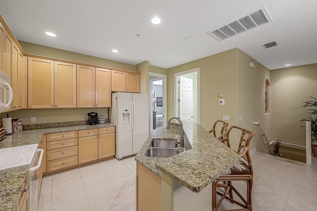 9110 Capistrano St S #8402, Naples, FL 34113