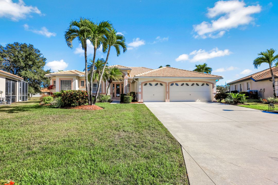 598 Grand Rapids Blvd, Naples, FL 34120