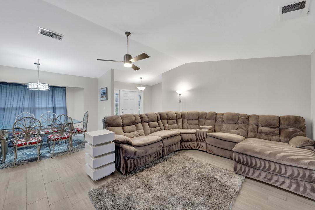 22662 Fountain Lakes Blvd, Estero, FL 33928