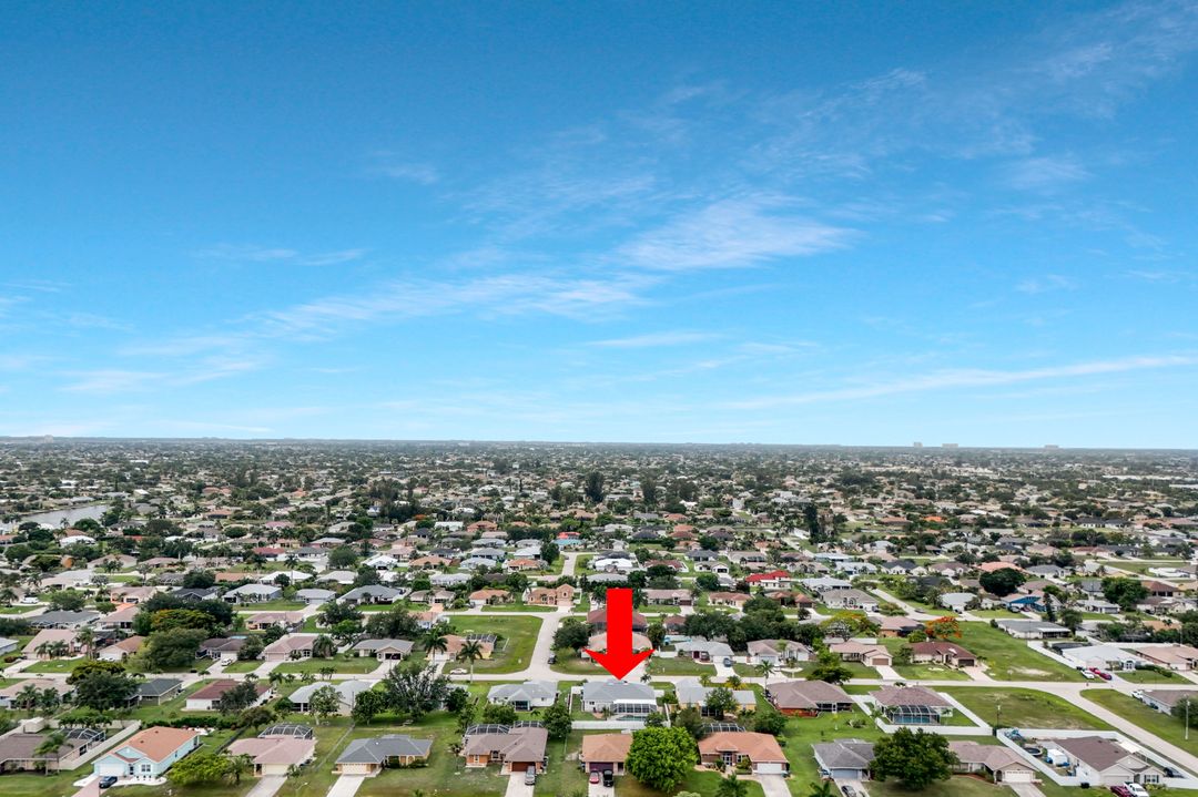 317 SE 18th Terrace, Cape Coral, FL 33990