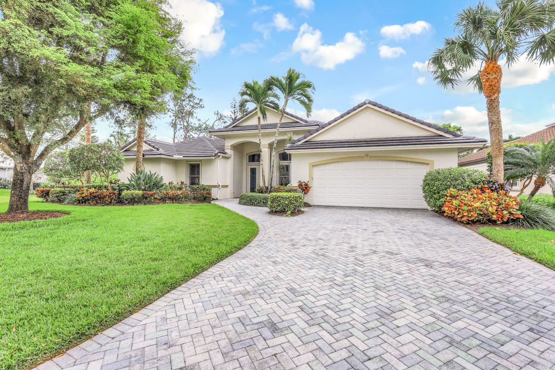 7092 Peach Blossom Ct, Naples, FL 34113