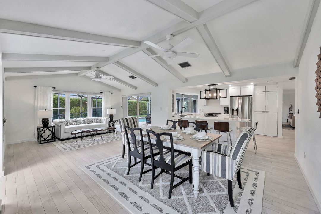 28448 Las Palmas Cir, Bonita Springs, FL 34135