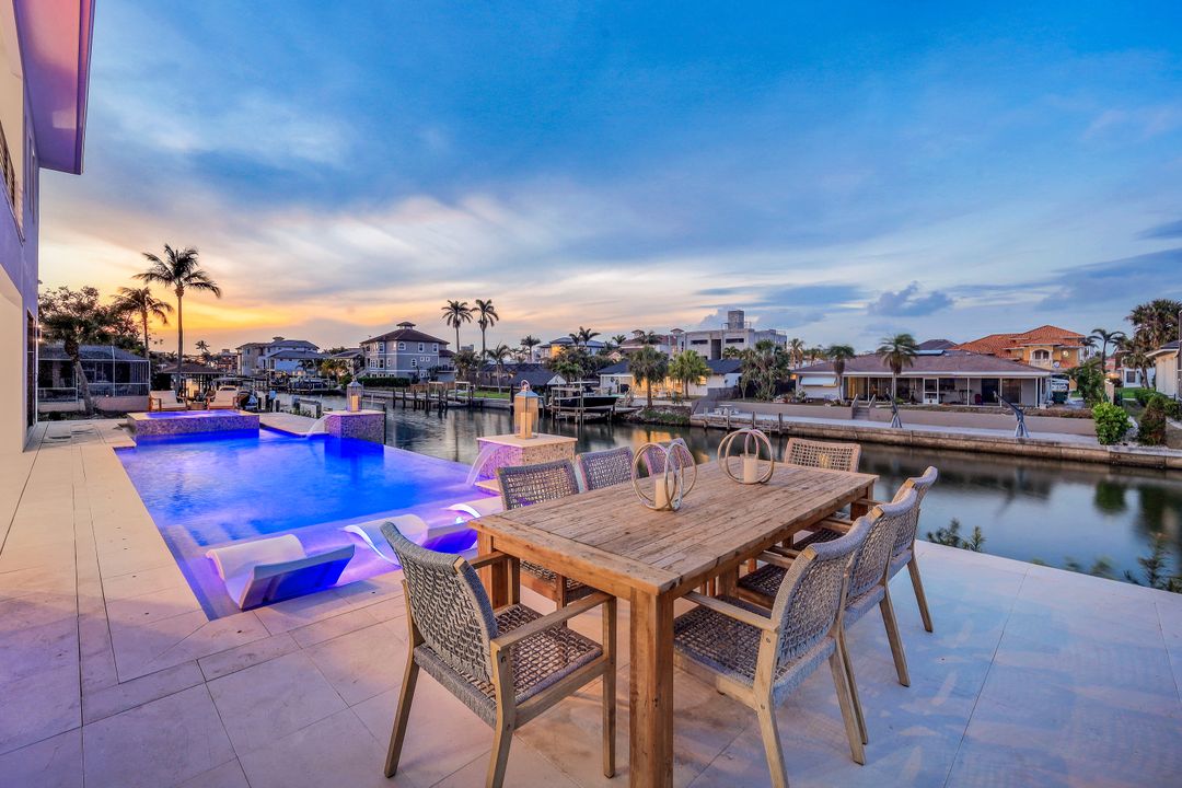 469 Germain Ave, Naples, FL 34108