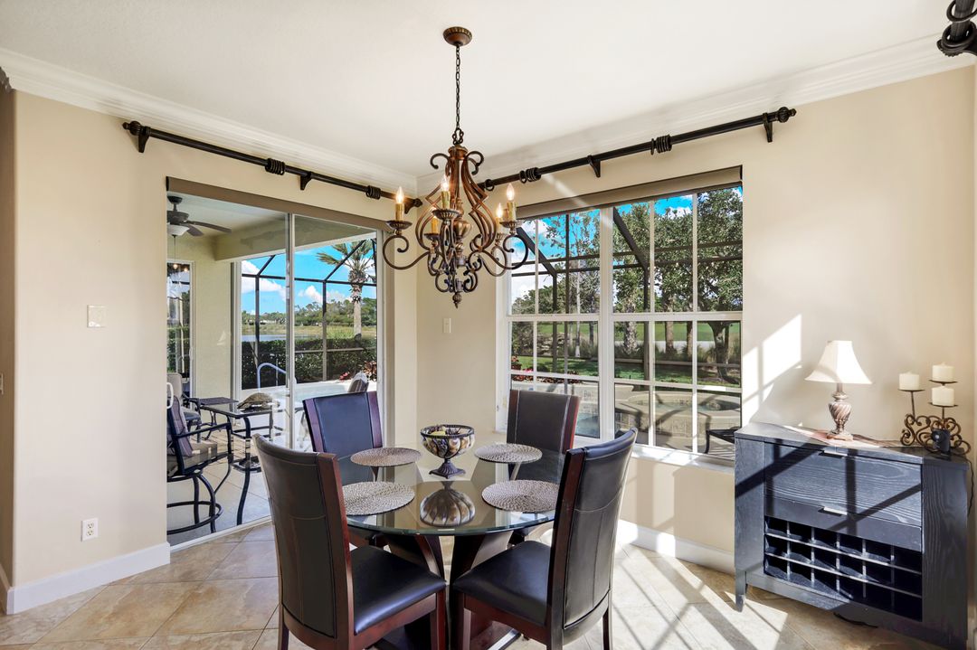 9175 Shale Ct, Naples, FL 34120