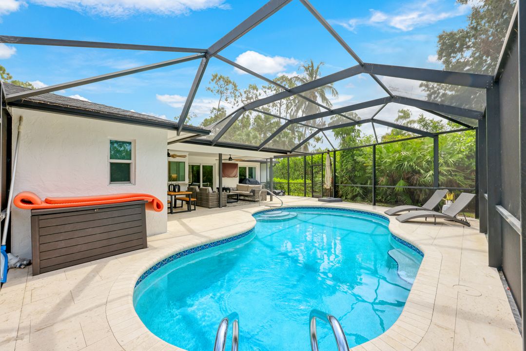 9949 Winchester Wood, Naples, FL 34109