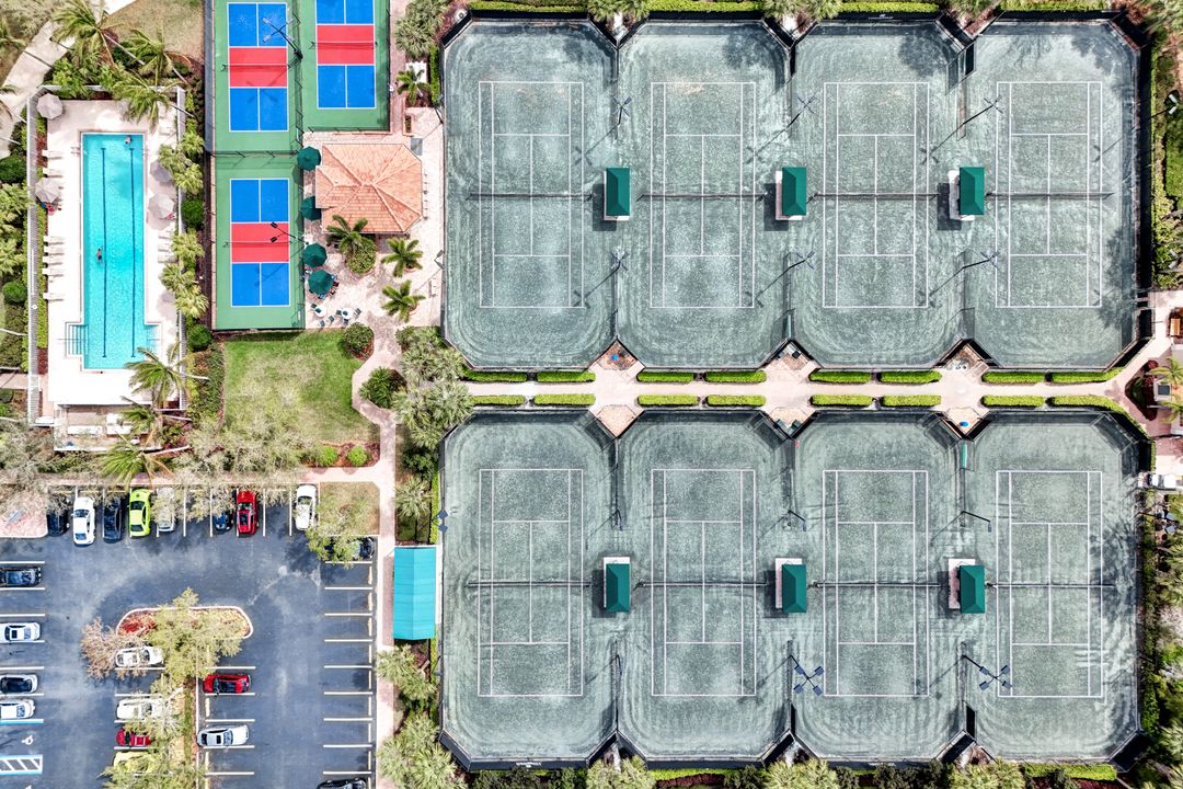 28729 Xenon Way, Bonita Springs, FL 34135