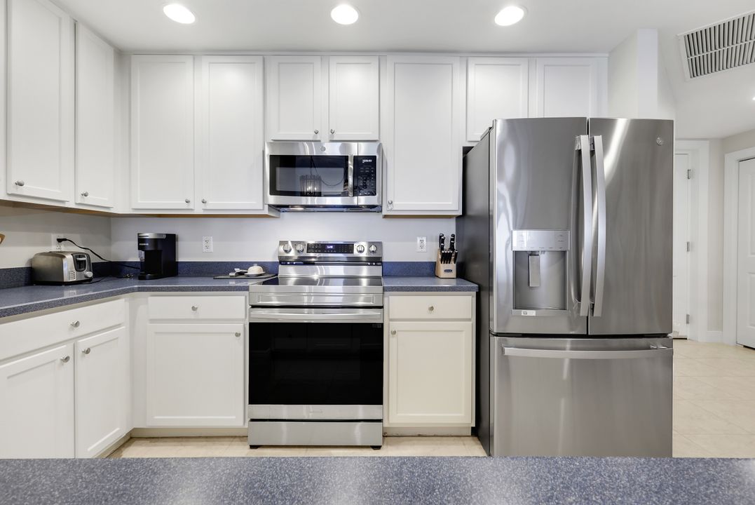 5781 Cape Harbour Dr  #1108, Cape Coral, FL 33914