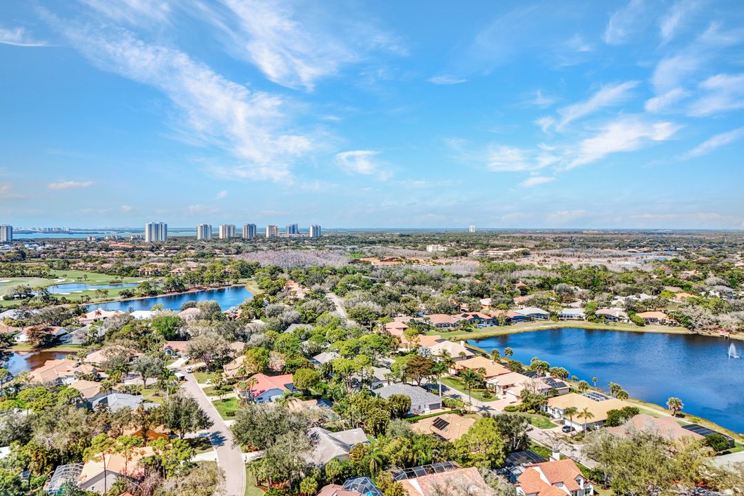 3750 Lakemont Dr, Bonita Springs, FL 34134