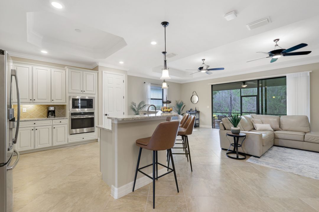 17450 Galway Run, Bonita Springs, FL 34135