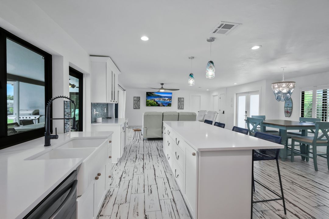 5143 SW 3rd Ave, Cape Coral, FL 33914