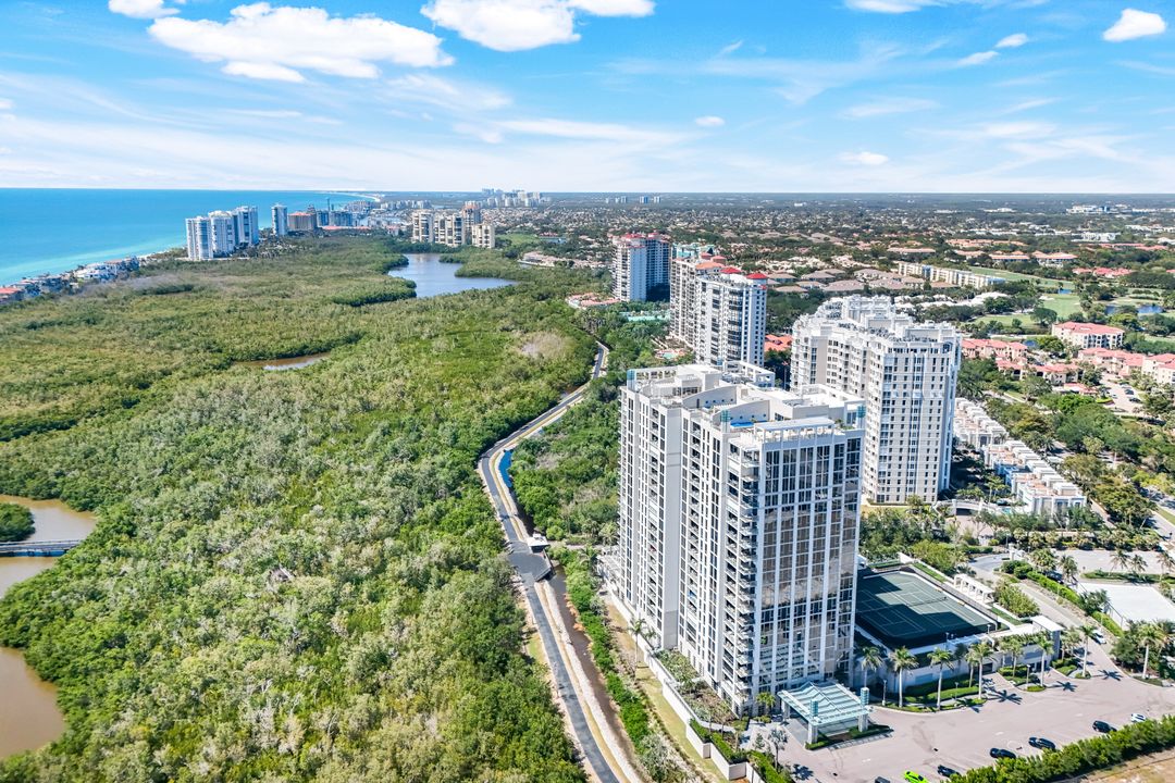 6897 Grenadier Blvd #601, Naples, FL 34108