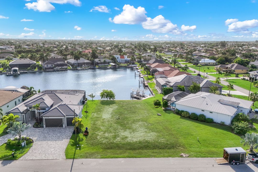 3127 SW 29th Ave, Cape Coral, FL 33914