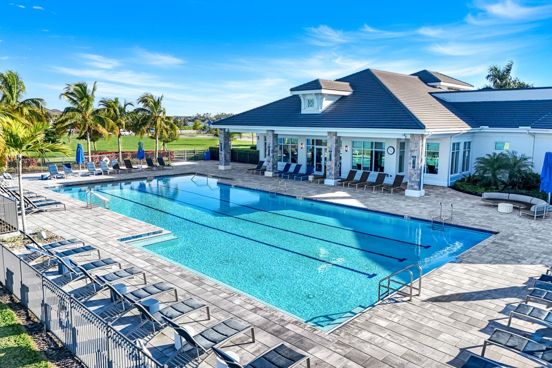 14841 Blue Bay Cir, Miromar Lakes, FL 33913