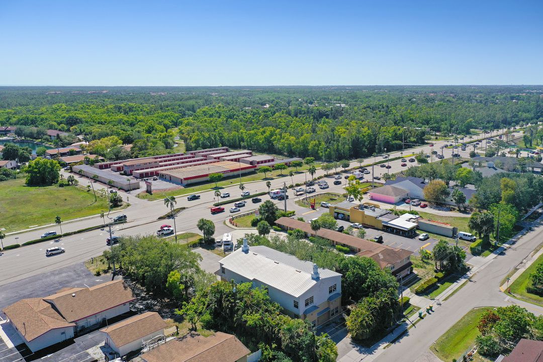 11387 Tamiami Trail E, Naples, FL 34113