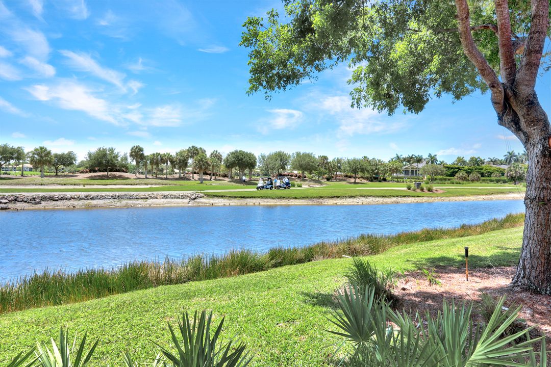 9038 Cascada Way #102, Naples, FL 34114