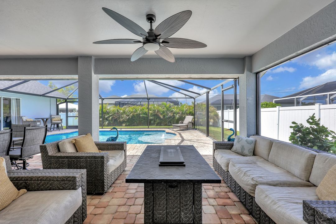 1918 Cape Coral Pkwy W, Cape Coral, FL 33914