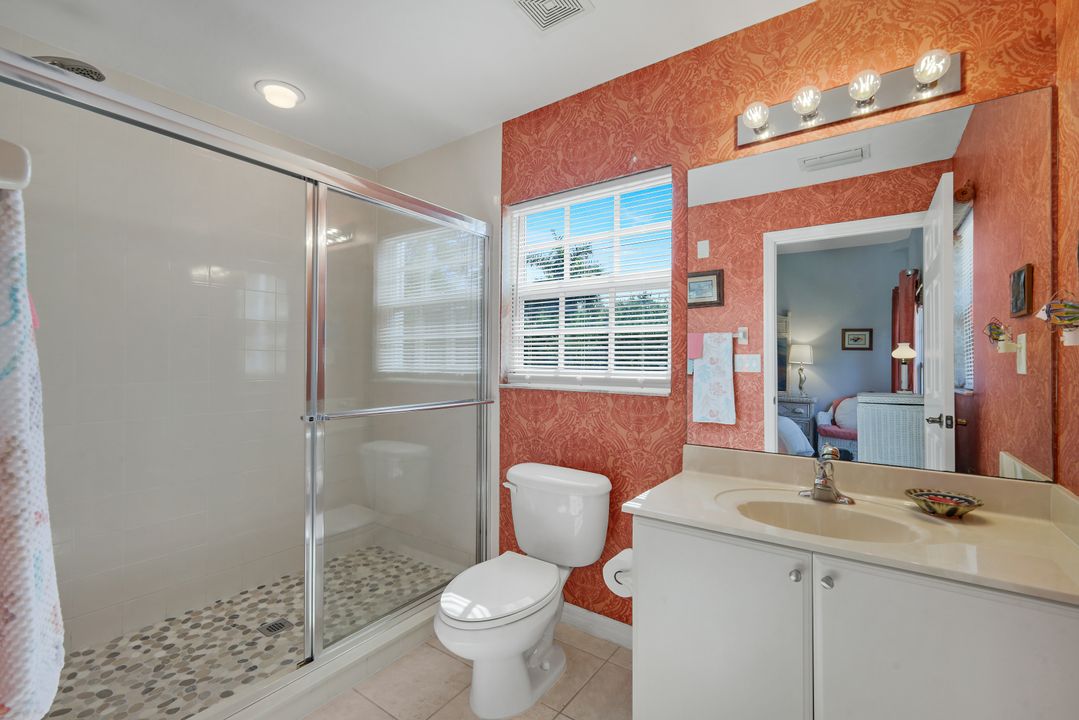 4500 Botanical Pl Cir #107, Naples, FL 34112