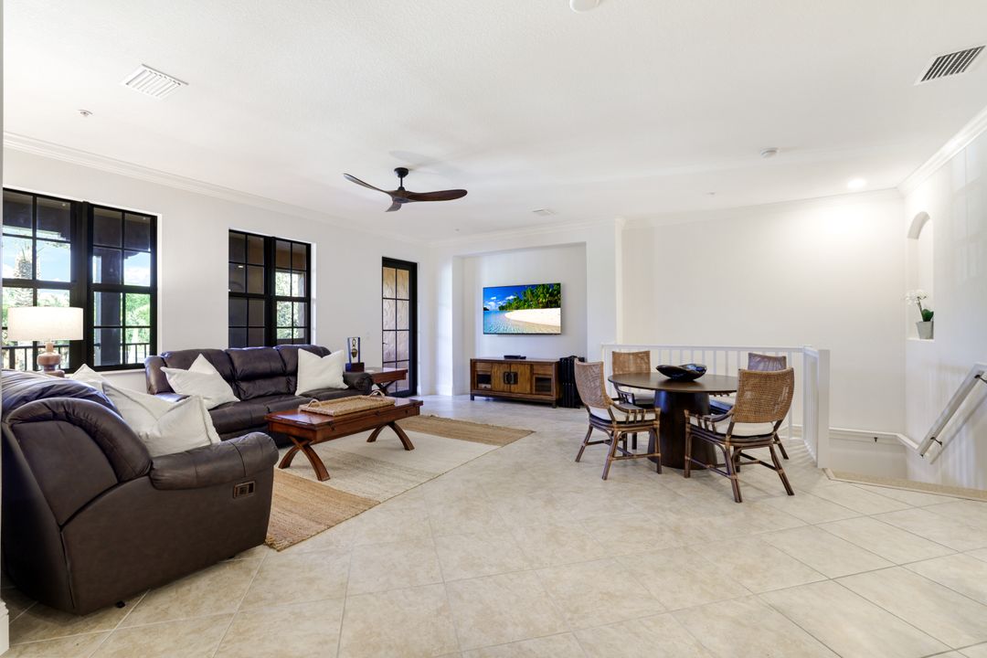 9072 Rialto St  #6302, Naples, FL 34113