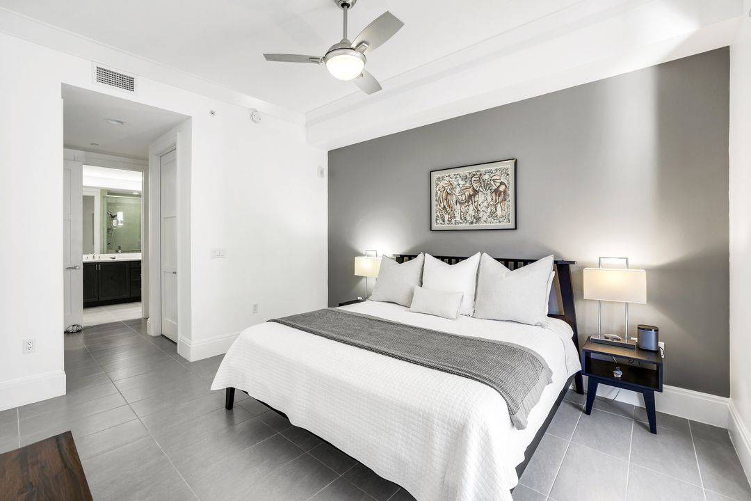 1035 3rd Ave S #215, Naples, FL 34102