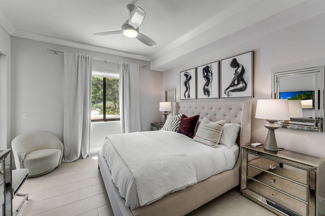 1030 3rd Ave S #216, Naples, FL 34102