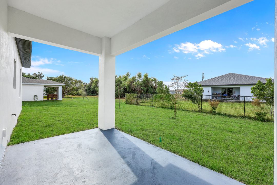 4138 NE 23rd Ave, Cape Coral, FL 33993