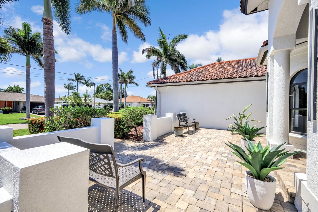 3917 SE 19th Ave, Cape Coral, FL 33904