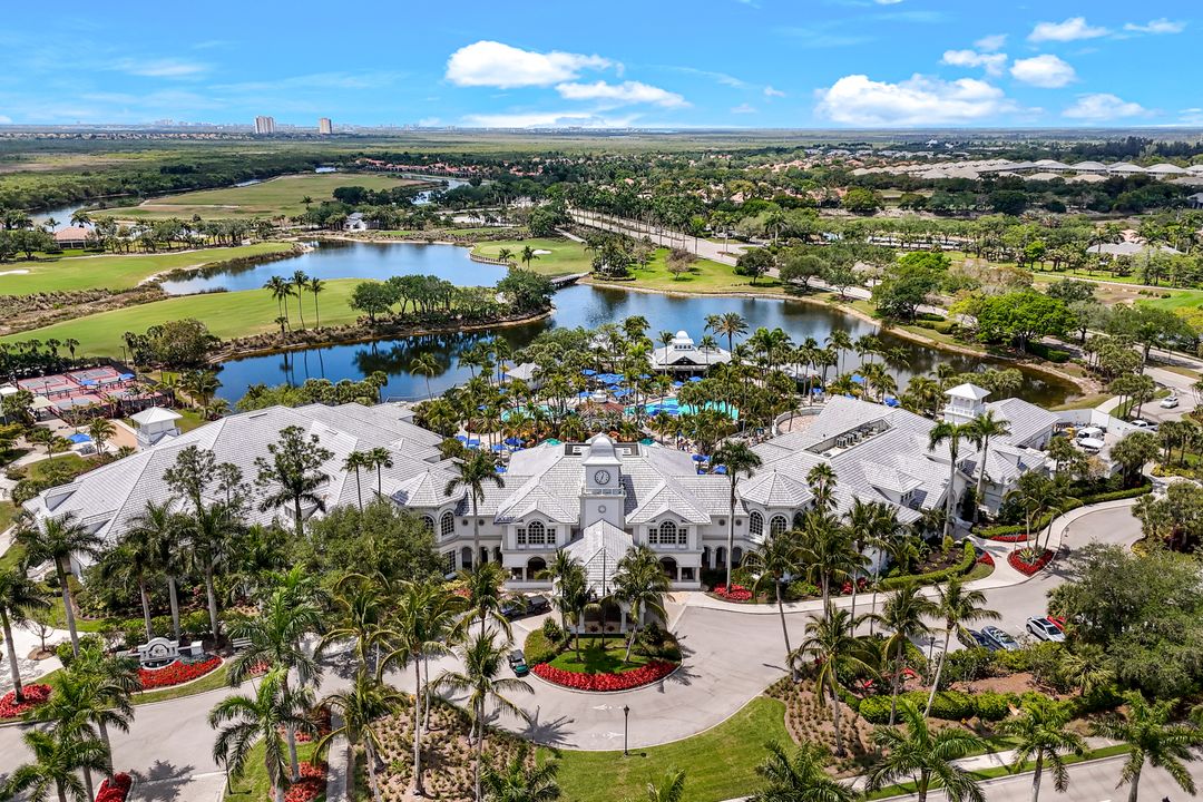 3950 Deer Crossing Ct #203, Naples, FL 34114