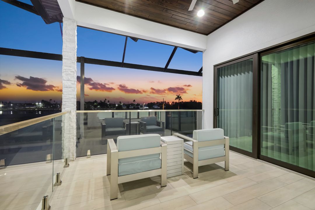 1110 Lenox Ct, Cape Coral, FL 33904