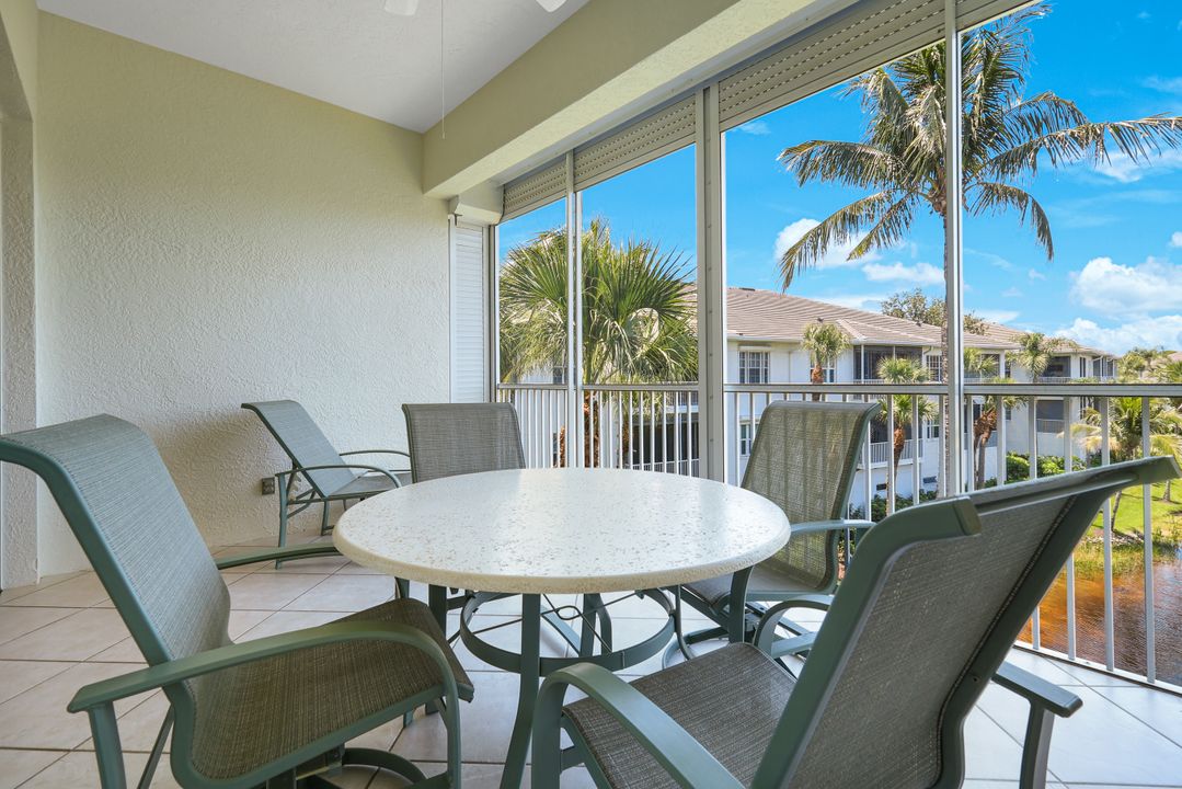 795 Bentwater Cir #202, Naples, FL 34108