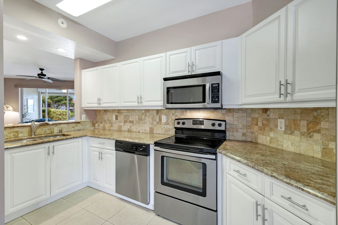 2440 Millcreek Ln #102, Naples, FL 34119