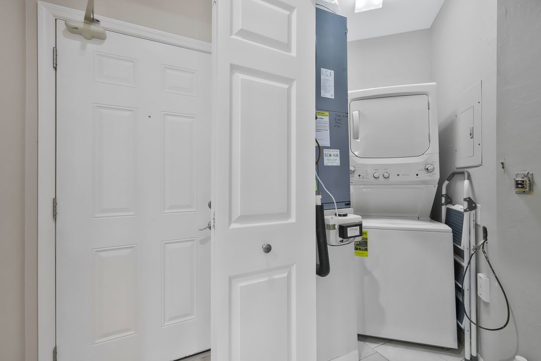 12065 Summergate Cir #101, Fort Myers, FL 33913