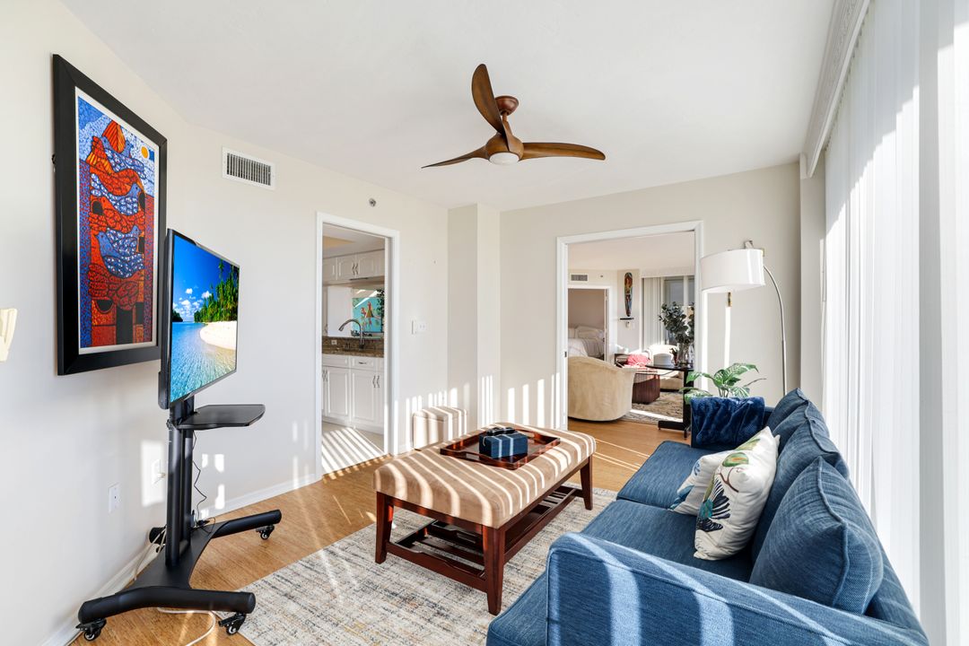 6361 Pelican Bay Blvd #201, Naples, FL 34108