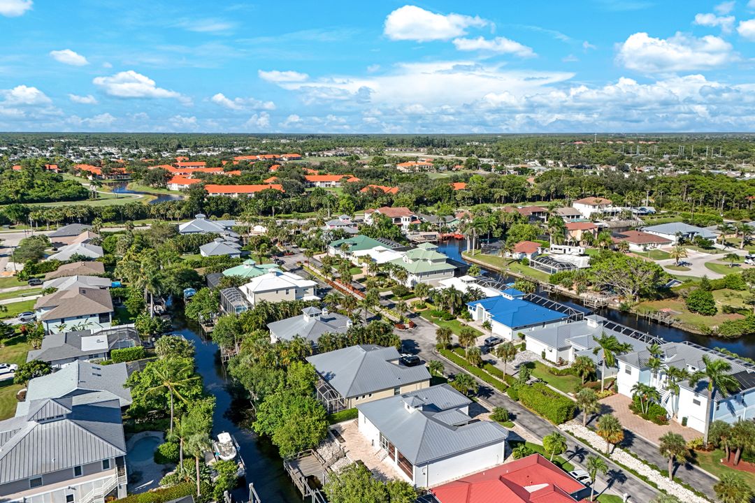 27080 Flamingo Dr, Bonita Springs, FL 34135